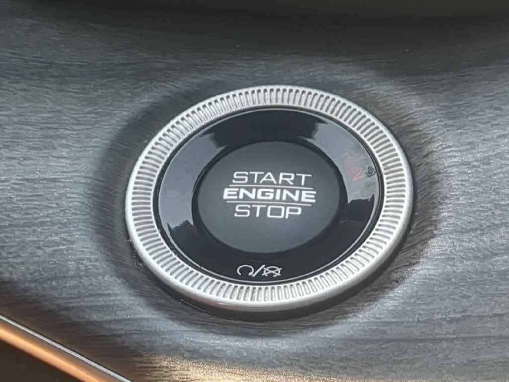 2022 Jeep Grand Cherokee L Overland 4x4