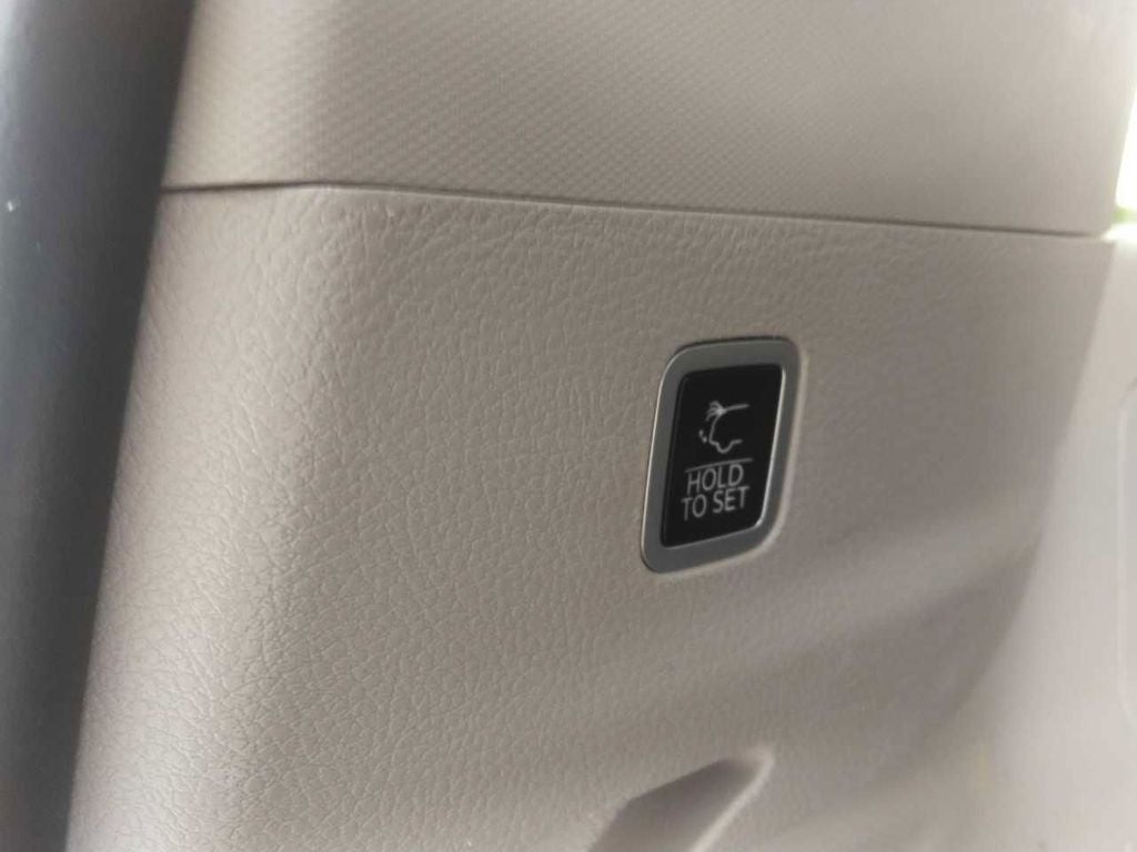 2024 Jeep Wagoneer L Series II 4x2