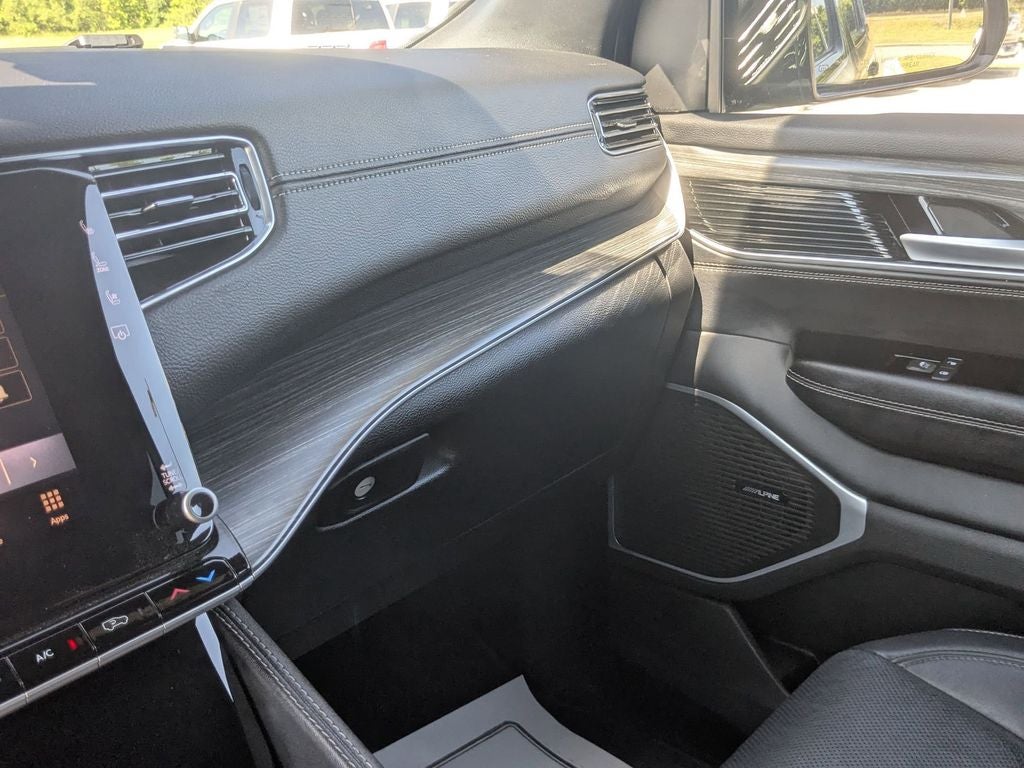 2024 Jeep Wagoneer L Series III 4x4