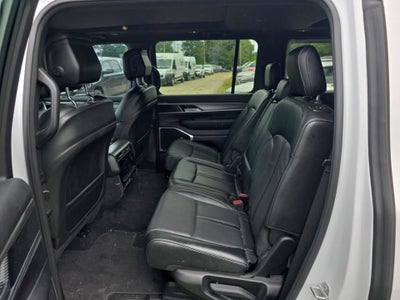 2023 Jeep Wagoneer Series II Carbide 4x4