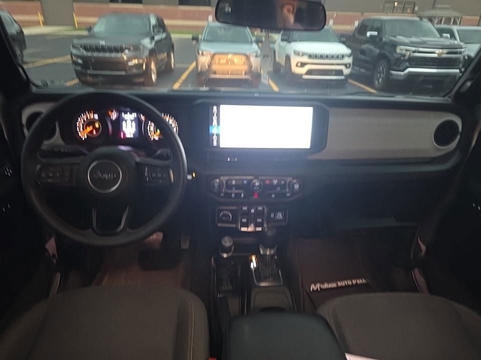 2024 Jeep Gladiator Sport S