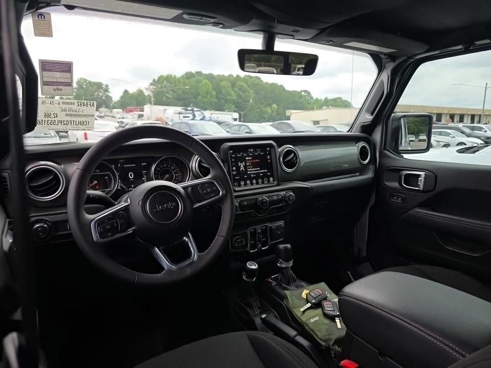 2023 Jeep Gladiator Overland 4x4
