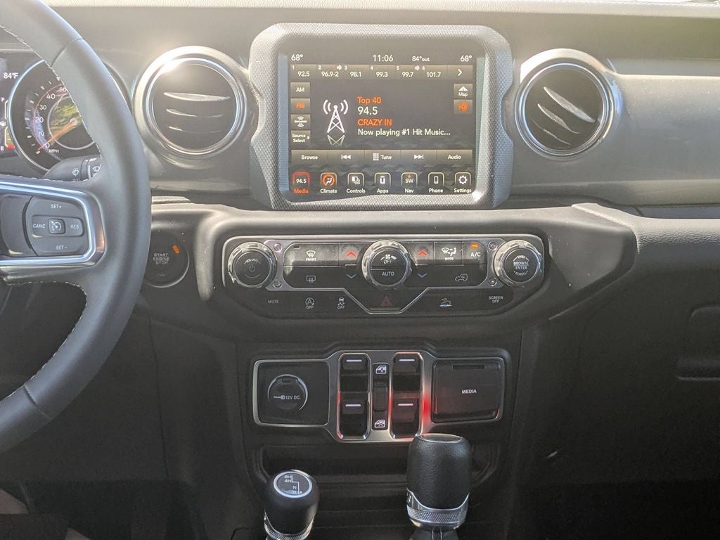 2023 Jeep Gladiator Overland 4x4