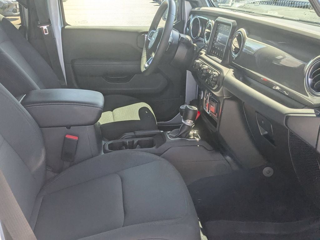2023 Jeep Gladiator Overland 4x4