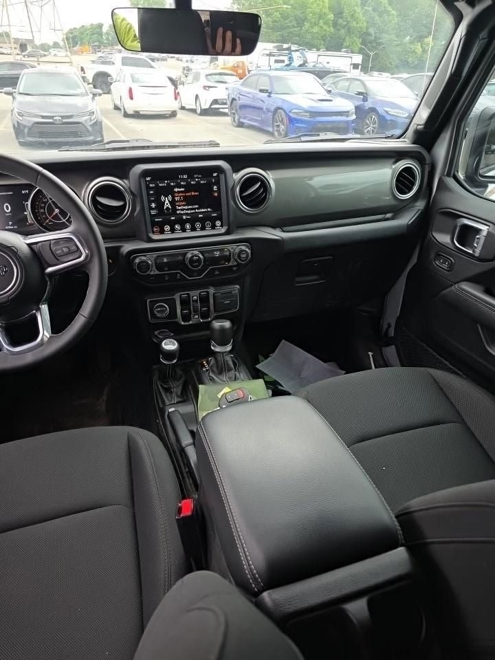 2023 Jeep Gladiator Overland 4x4