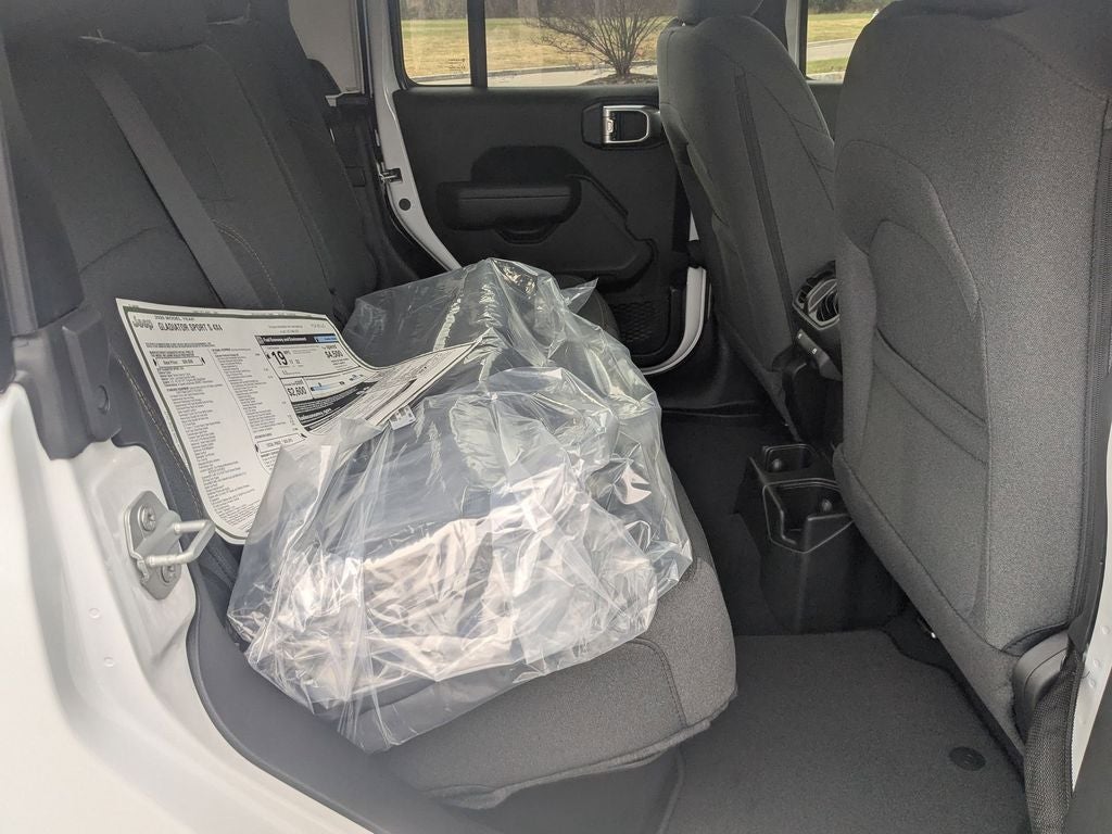 2026 Jeep Gladiator GLADIATOR SPORT S 4X4