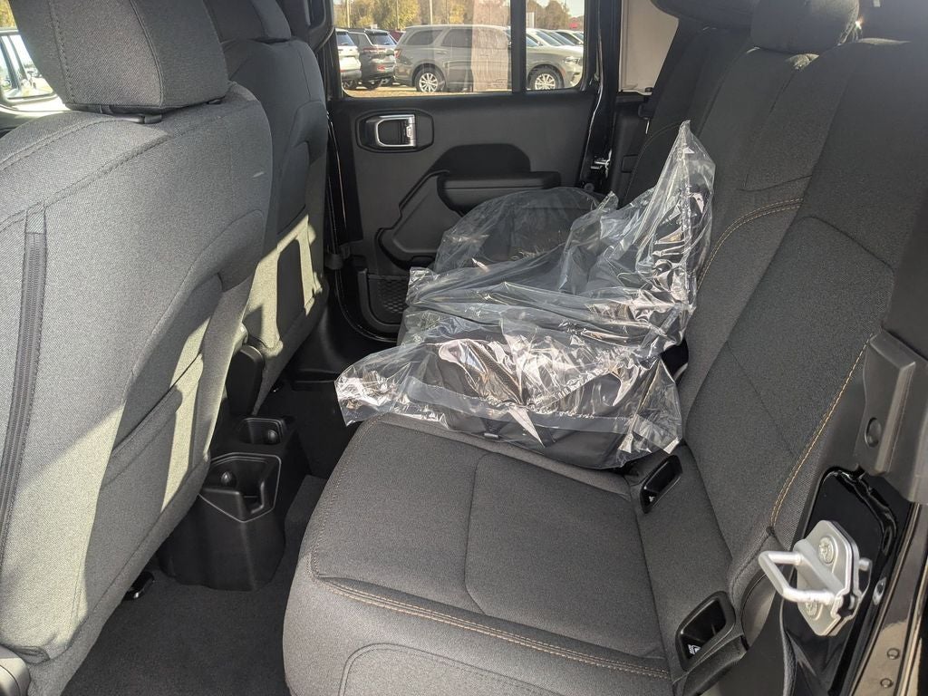 2026 Jeep Gladiator GLADIATOR SPORT S 4X4