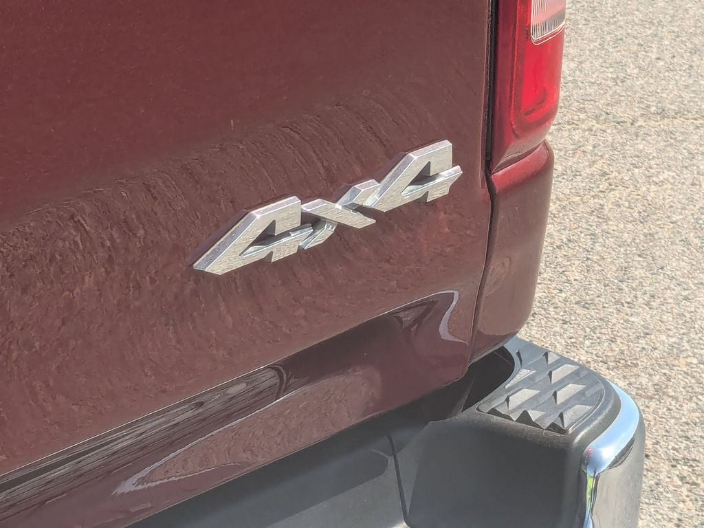 2021 RAM 1500 Big Horn Quad Cab 4x4 6'4' Box