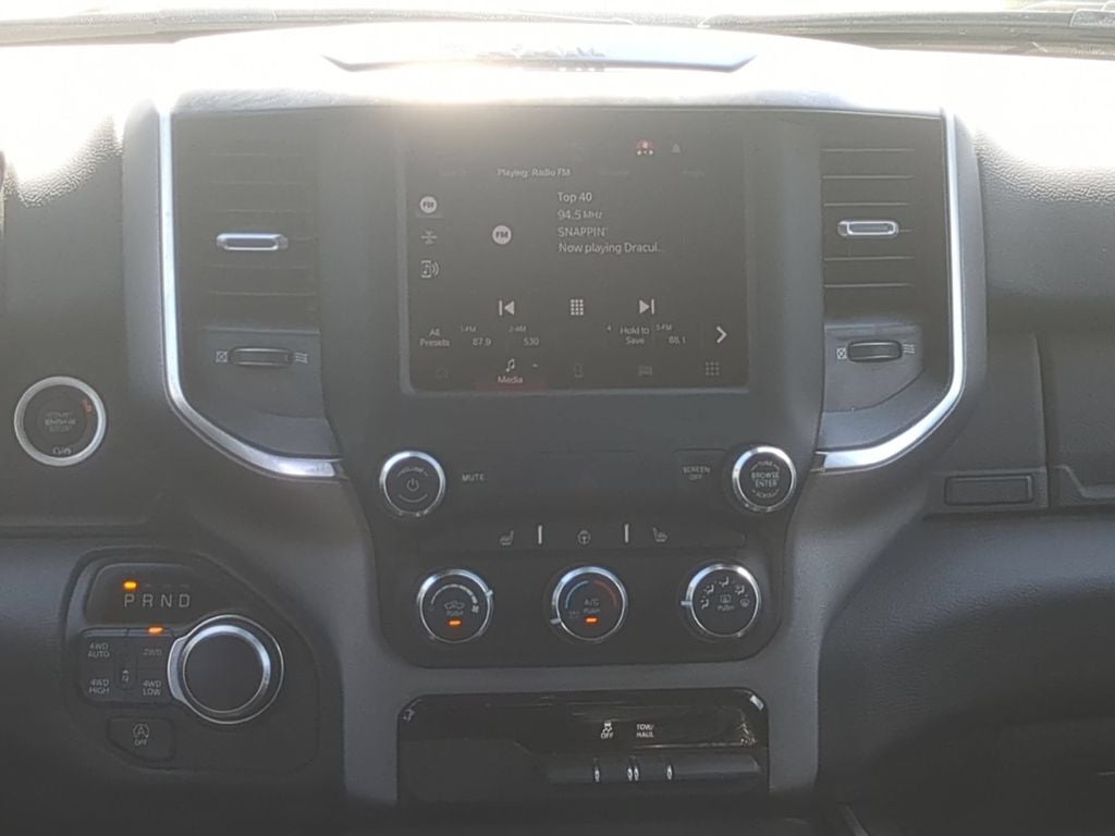 2024 RAM 1500 Big Horn Crew Cab 4x4 5'7' Box