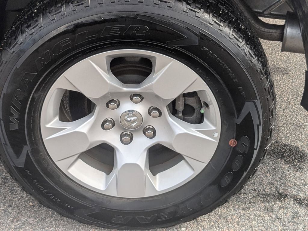 2023 RAM 1500 Big Horn Crew Cab 4x4 5'7' Box