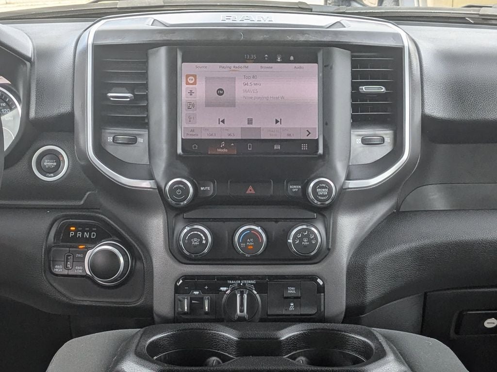 2023 RAM 1500 Big Horn Crew Cab 4x4 5'7' Box