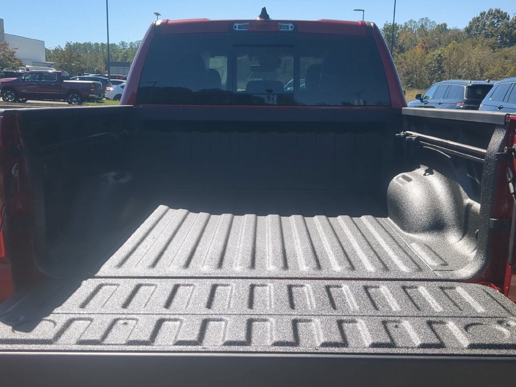 2027 RAM Ram 1500 RAM 1500 BIG HORN CREW CAB 4X4 5'7' BOX