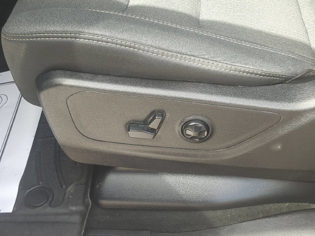 2019 RAM 1500 Big Horn/Lone Star Crew Cab 4x4 5'7' Box