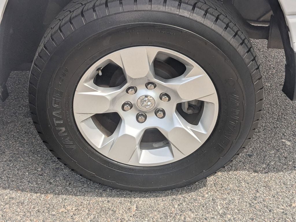 2020 RAM 1500 Big Horn Crew Cab 4x4 5'7' Box