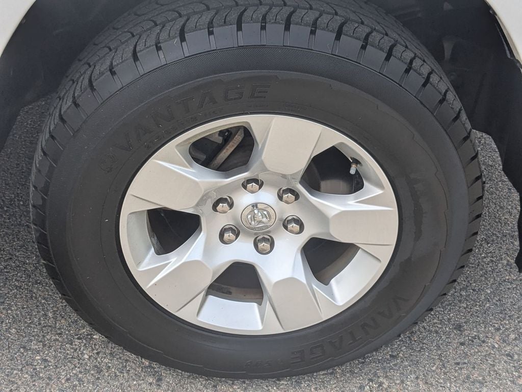 2020 RAM 1500 Big Horn Crew Cab 4x4 5'7' Box