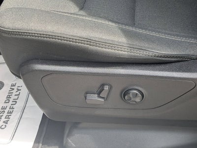 2020 RAM 1500 Big Horn Crew Cab 4x4 5'7' Box