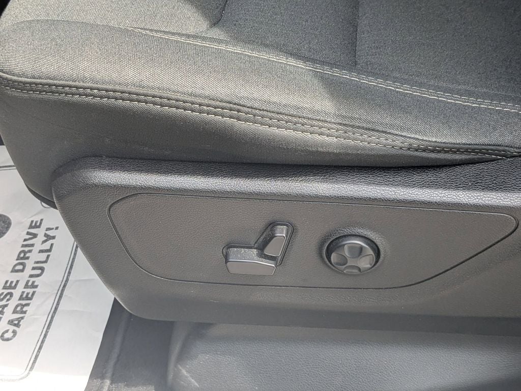 2020 RAM 1500 Big Horn Crew Cab 4x4 5'7' Box