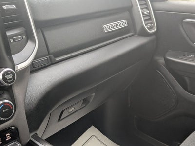 2020 RAM 1500 Big Horn Crew Cab 4x4 5'7' Box