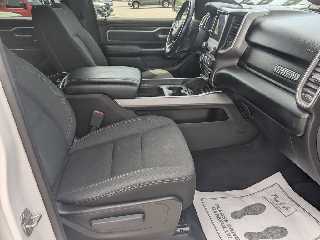 2020 RAM 1500 Big Horn Crew Cab 4x4 5'7' Box