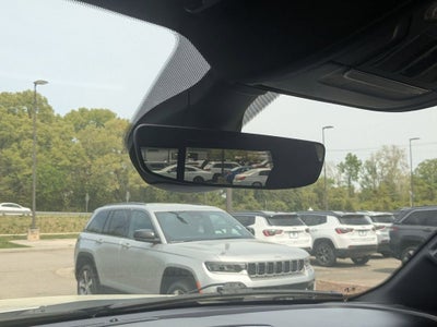 2020 RAM 1500 Big Horn Crew Cab 4x4 5'7' Box