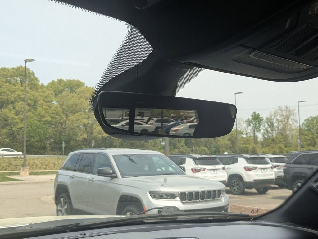 2020 RAM 1500 Big Horn Crew Cab 4x4 5'7' Box