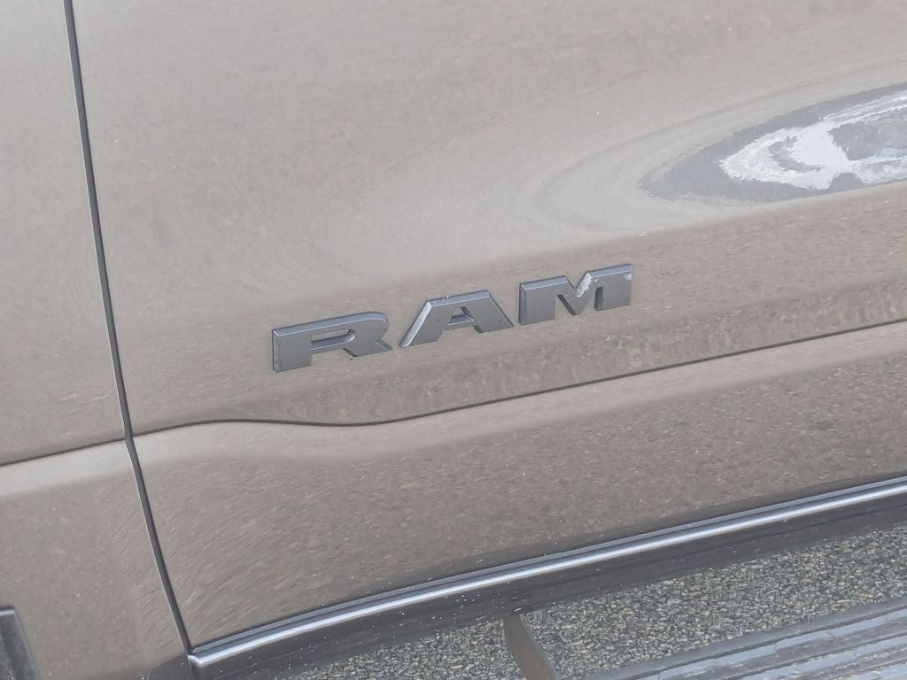 2023 RAM 1500 Big Horn Crew Cab 4x4 5'7' Box