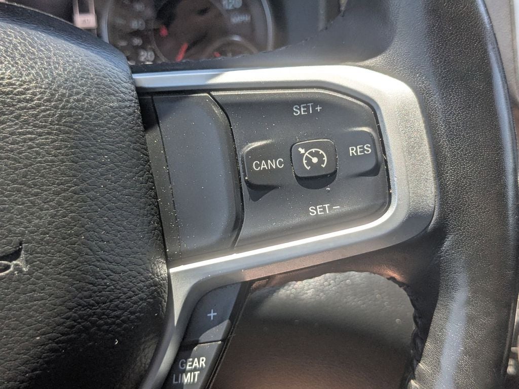 2021 RAM 1500 Big Horn Crew Cab 4x4 5'7' Box
