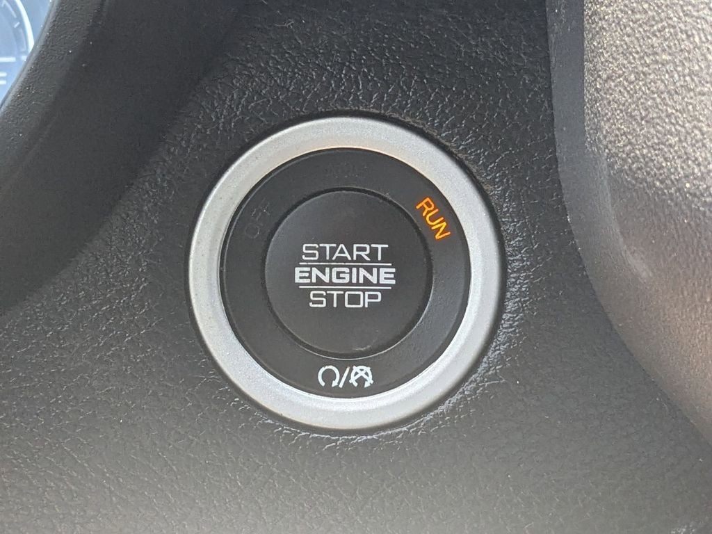 2021 RAM 1500 Big Horn Crew Cab 4x4 5'7' Box