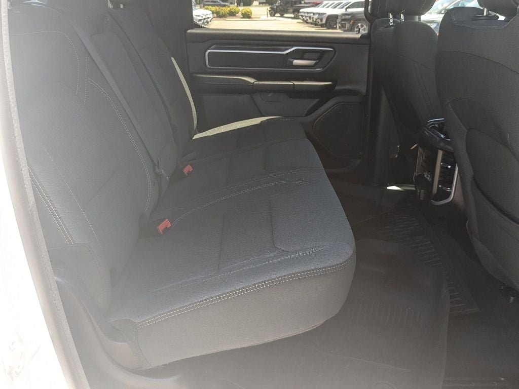 2021 RAM 1500 Big Horn Crew Cab 4x4 5'7' Box