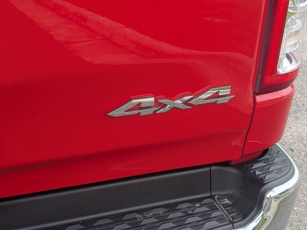 2024 RAM 1500 Lone Star Crew Cab 4x4 5'7' Box