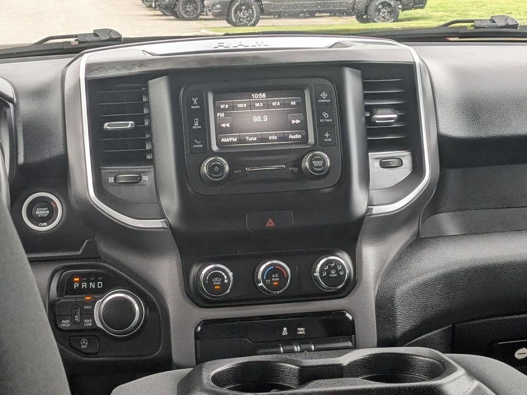 2024 RAM 1500 Lone Star Crew Cab 4x4 5'7' Box