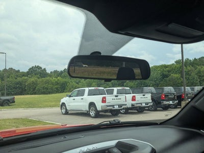 2024 RAM 1500 Lone Star Crew Cab 4x4 5'7' Box