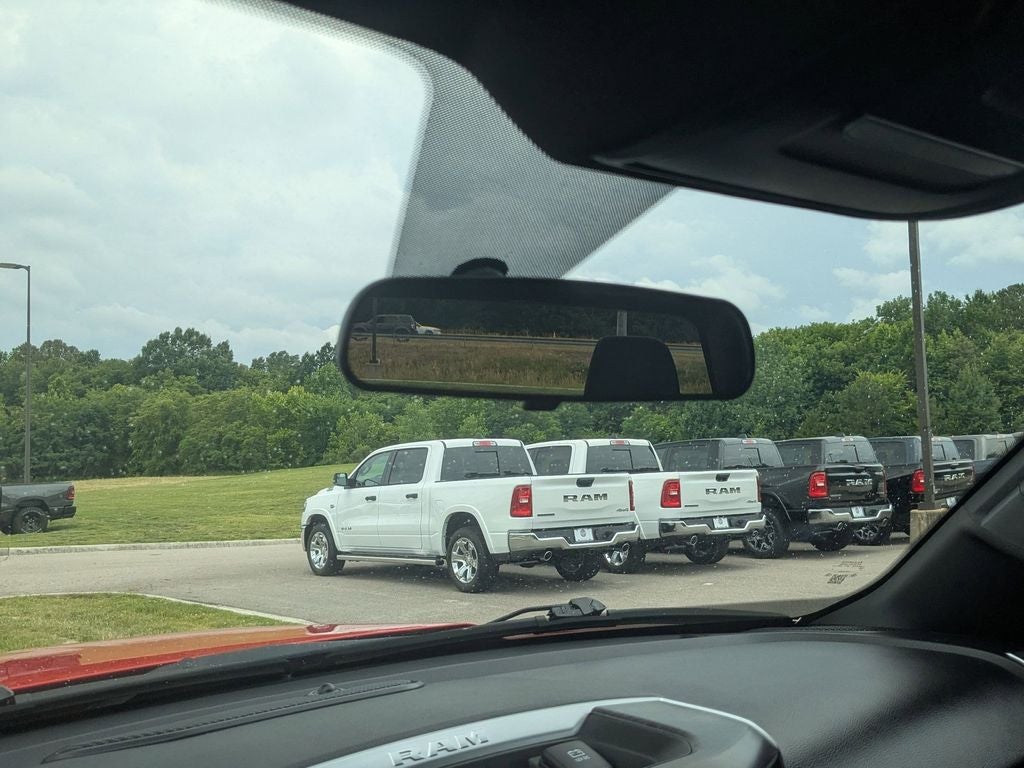 2024 RAM 1500 Lone Star Crew Cab 4x4 5'7' Box