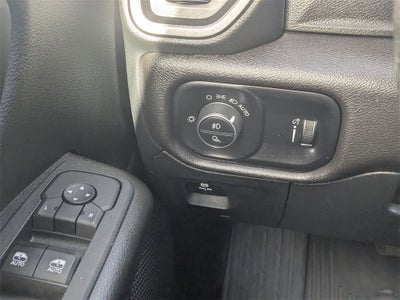 2025 RAM 1500 Warlock Crew Cab 4x4 5'7' Box