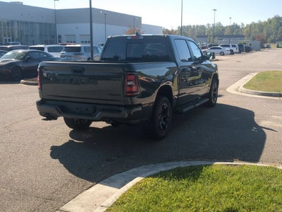 2027 RAM Ram 1500 RAM 1500 EXPRESS CREW CAB 4X4 5'7' BOX