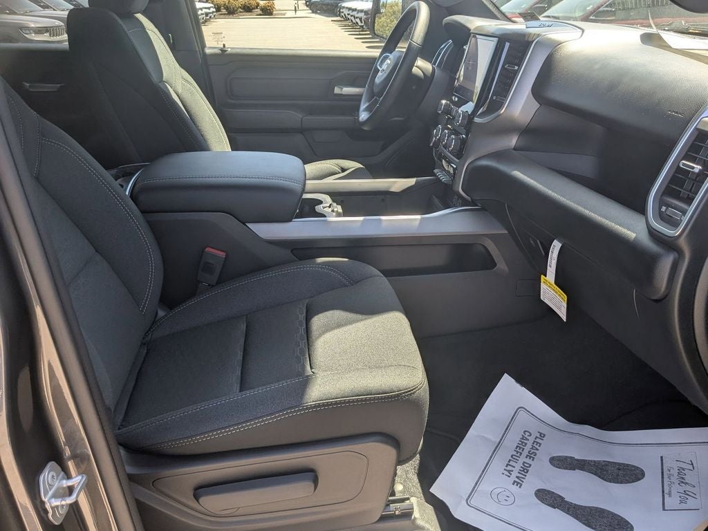 2026 RAM Ram 1500 RAM 1500 EXPRESS CREW CAB 4X4 5'7' BOX