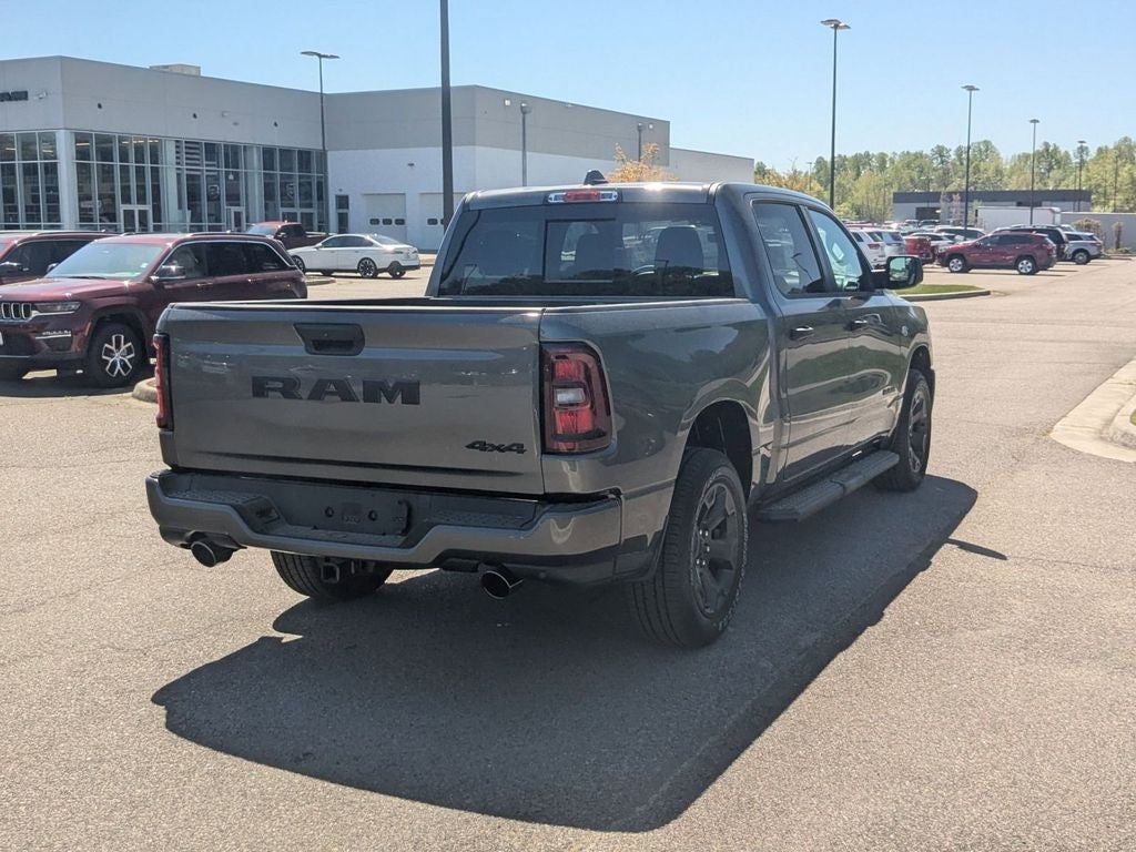 2026 RAM Ram 1500 RAM 1500 EXPRESS CREW CAB 4X4 5'7' BOX