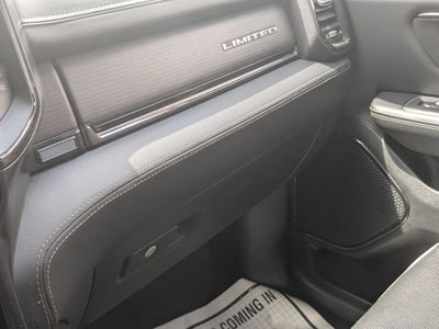 2022 RAM 1500 Limited Crew Cab 4x4 5'7' Box