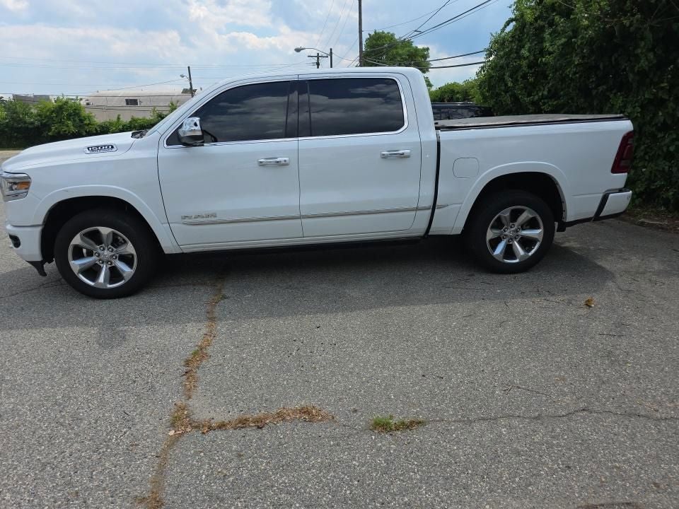 2022 RAM 1500 Limited Crew Cab 4x4 5'7' Box