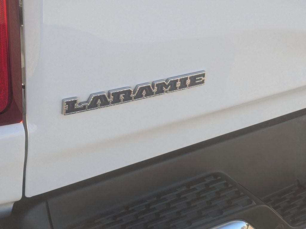 2025 RAM 1500 Laramie Crew Cab 4x4 5'7' Box
