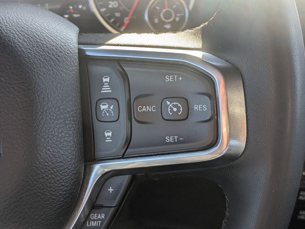 2025 RAM 1500 Laramie Crew Cab 4x4 5'7' Box