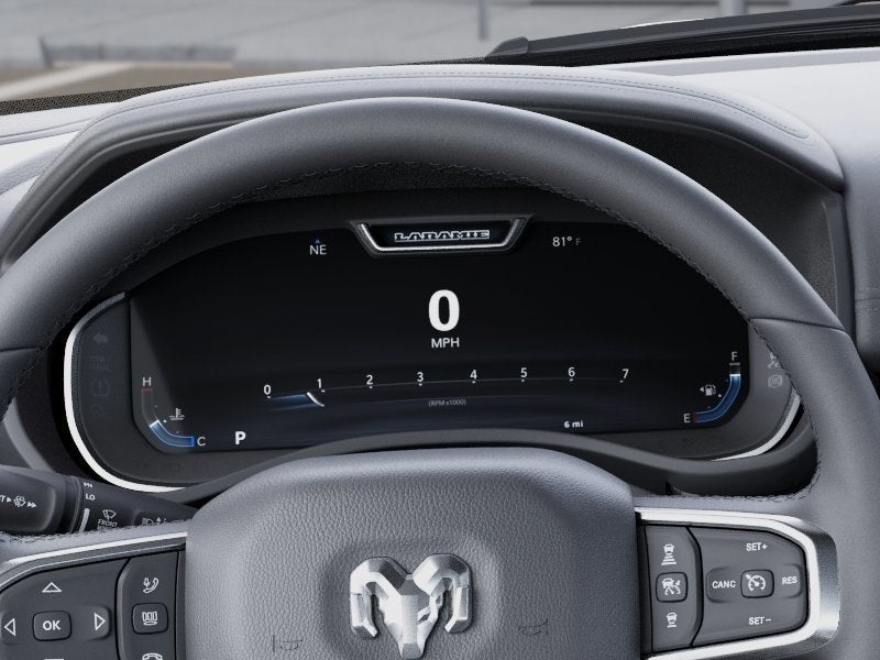 2025 RAM Ram 1500 RAM 1500 LARAMIE CREW CAB 4X4 5'7' BOX