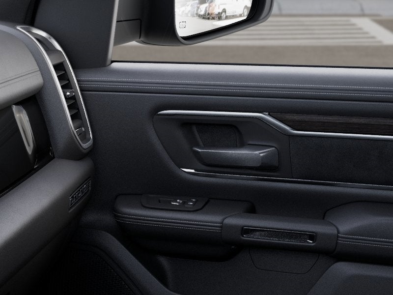 2025 RAM Ram 1500 RAM 1500 LARAMIE CREW CAB 4X4 5'7' BOX