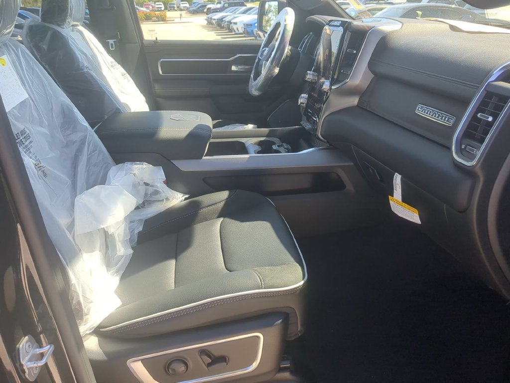2027 RAM Ram 1500 RAM 1500 LARAMIE CREW CAB 4X4 5'7' BOX