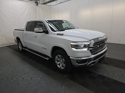 2022 RAM 1500 Laramie Crew Cab 4x4 5'7' Box