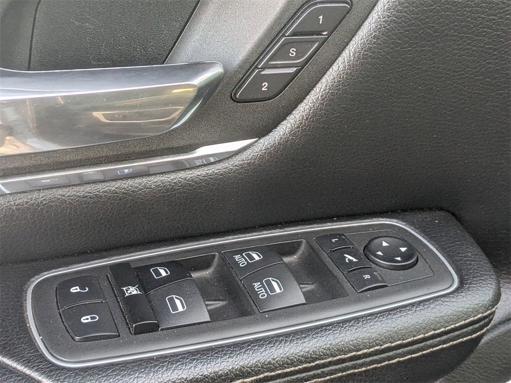 2023 RAM 1500 Laramie Crew Cab 4x4 5'7' Box