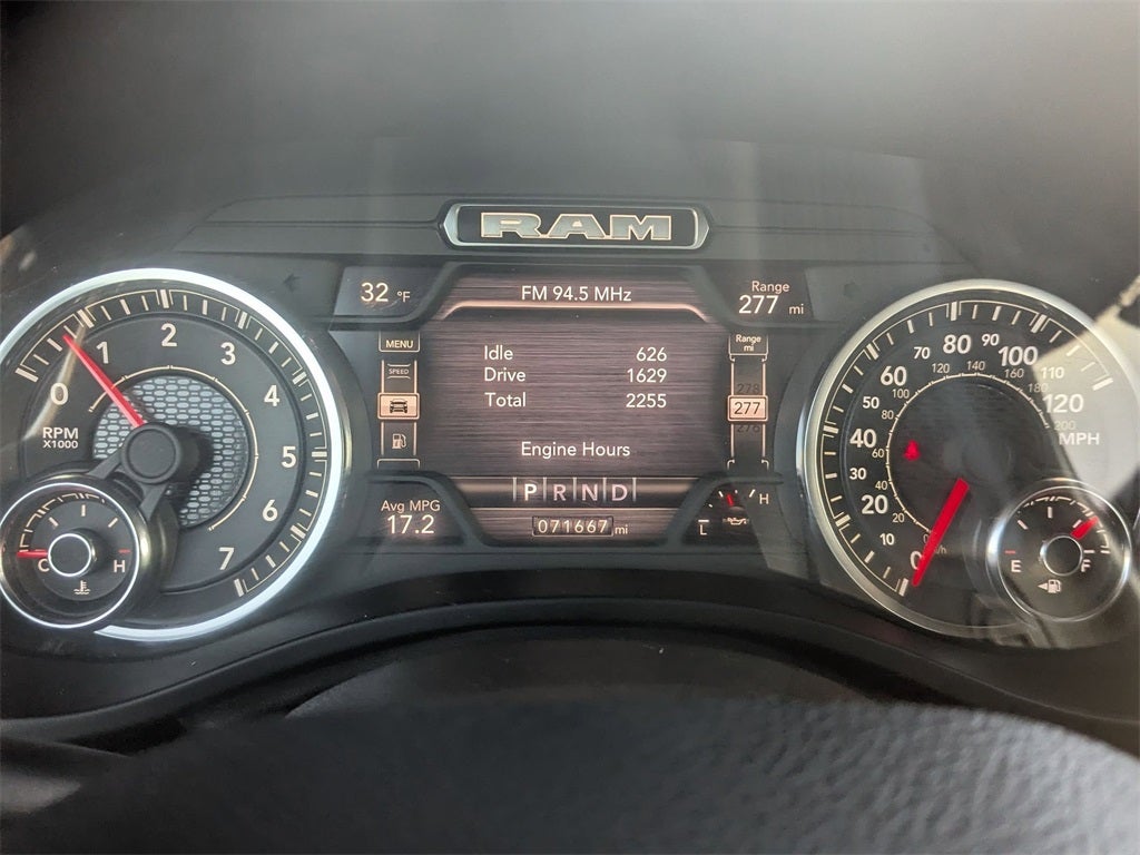 2023 RAM 1500 Laramie Crew Cab 4x4 5'7' Box