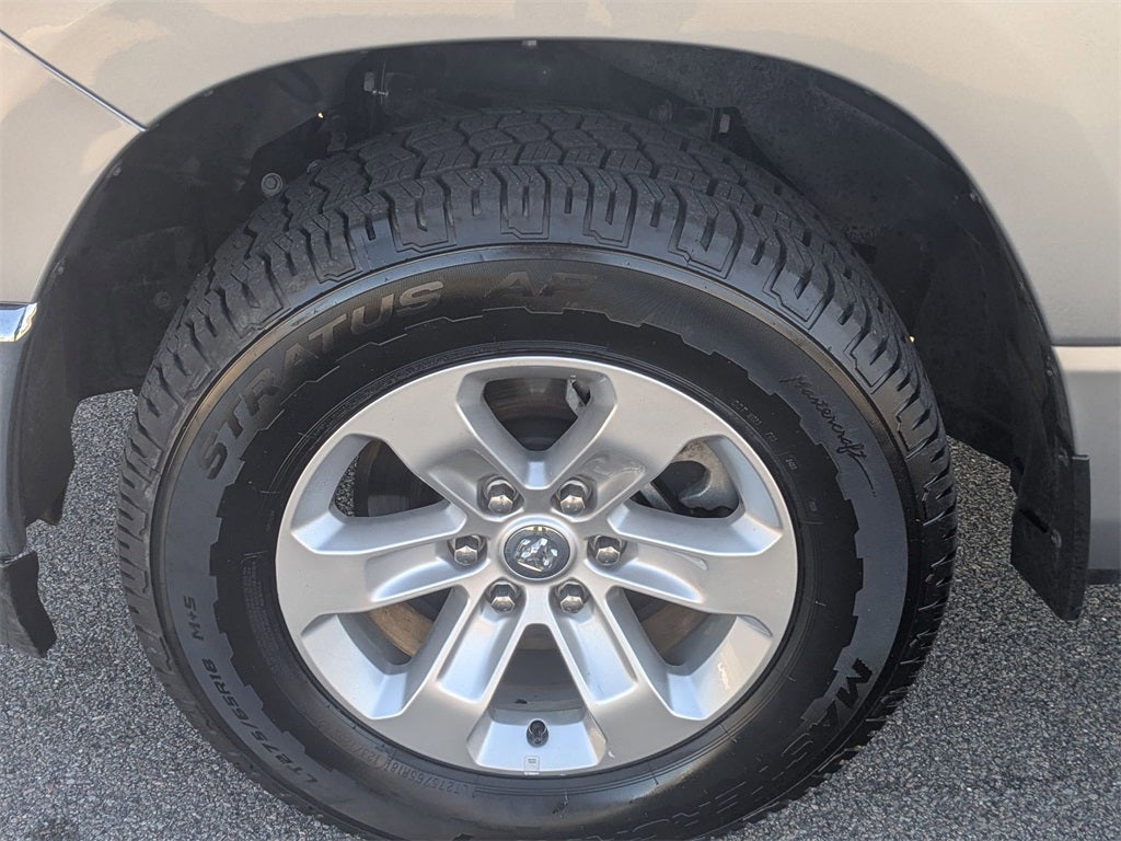 2023 RAM 1500 Laramie Crew Cab 4x4 5'7' Box