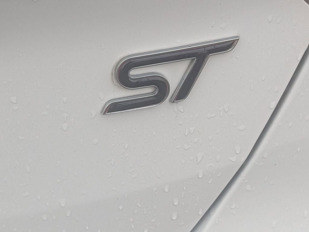 2017 Ford Focus ST ST