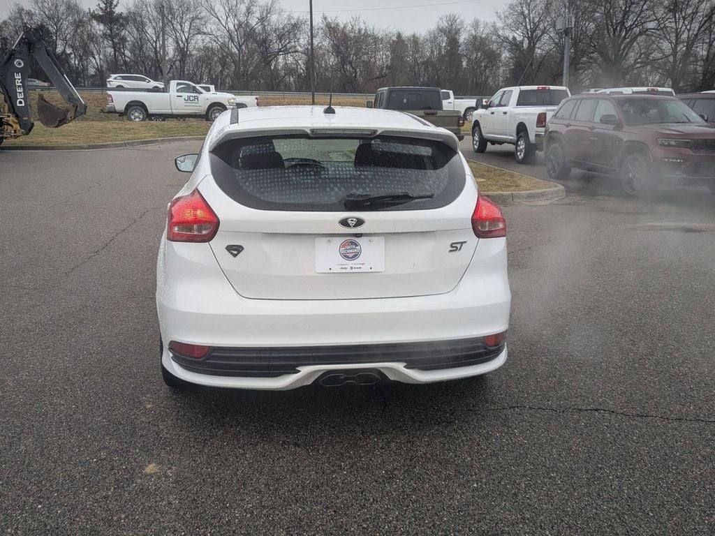 2017 Ford Focus ST ST